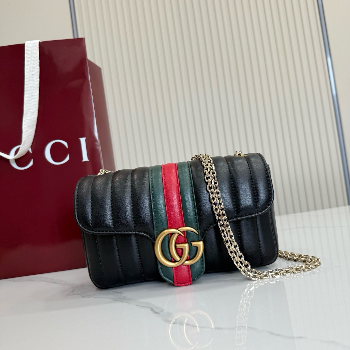 Gucci GG Marmont Matelassé Small